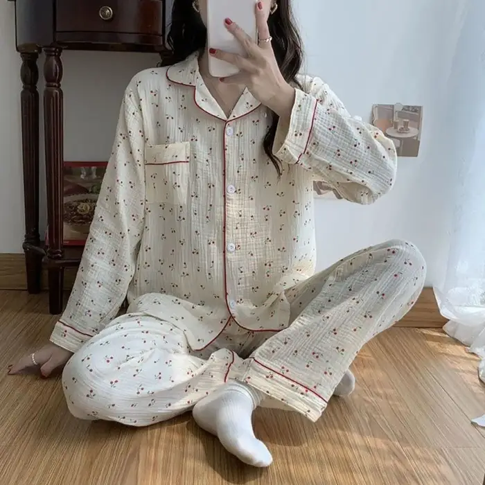 Mignon à volants cerise pyjamas femmes revers ample deux pièces vêtements de nuit chemise