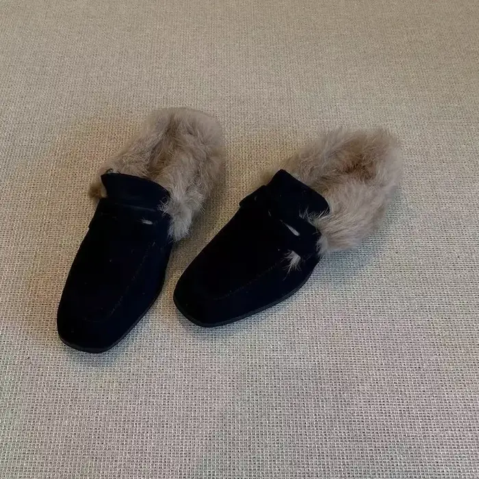 Pantoufles en fourrure pour femme