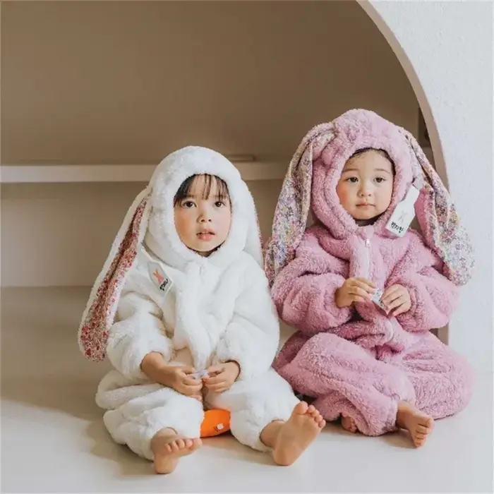 Barboteuse chaude en polaire pour bébé lapin