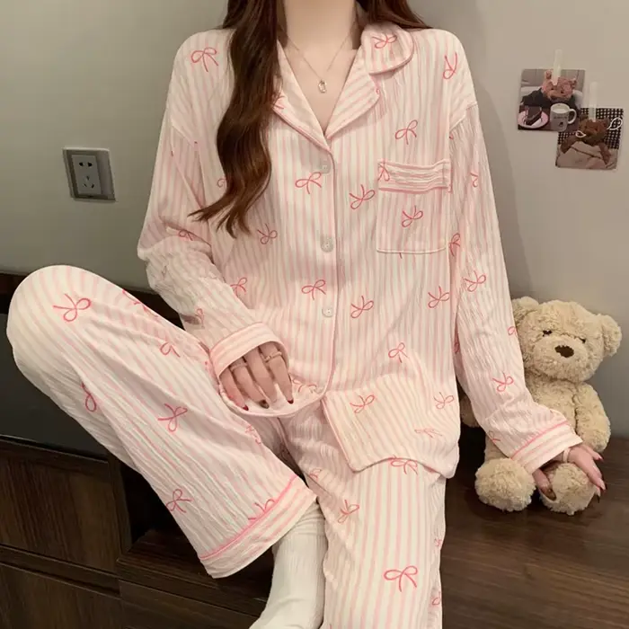 Pyjama Design Dtie avec nœud rose pour femmes