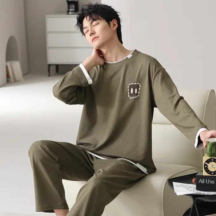 Nouveaux hommes pyjamas ensemble 100% vêtements de nuit en coton mâle à manches longues