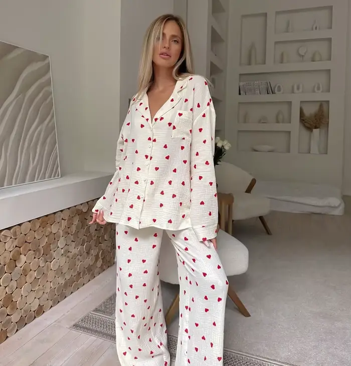 Ensemble pyjama imprimé cœur pour femmes