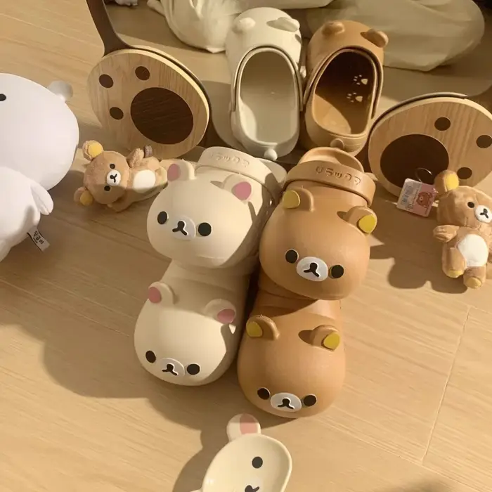 Chaussures d'été à enfiler avec trou d'ours