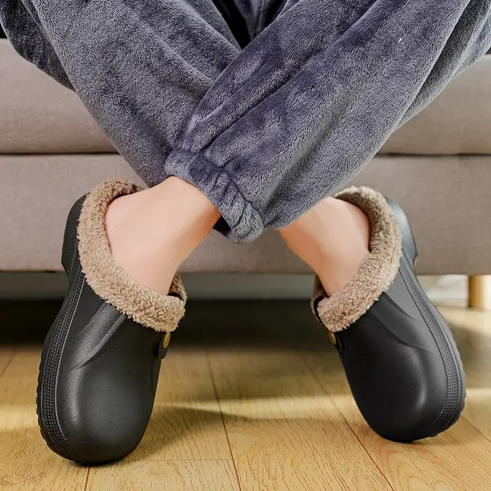 ELUVA unisexe pantoufles hiver chaud maison chaussures intérieur extérieur EVA imperméable anti-dérapant flou doublure en peluche confort plate-forme sabots