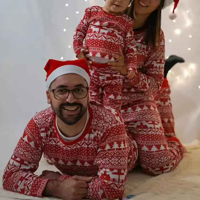 Pyjamas de famille de noël mère père enfants