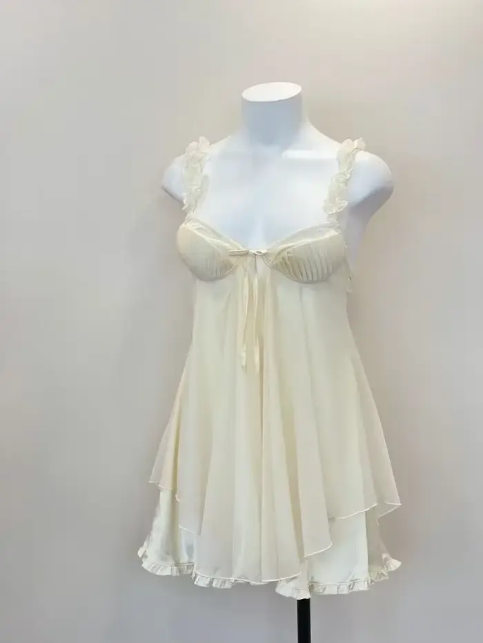 Pyjama Sexy en dentelle à volants pour femmes