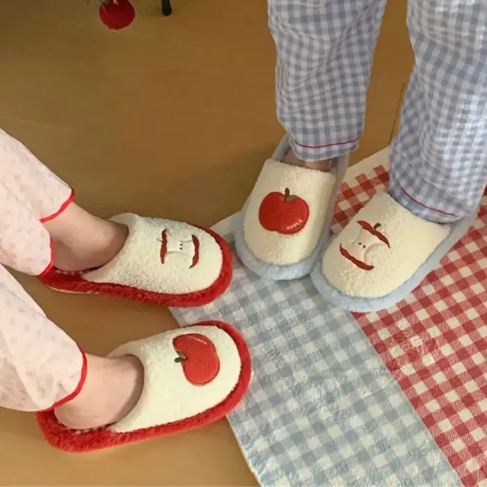 Pantoufles d'hiver douces et antidérapantes à rayures tendance, silencieuses, décontractées, pour femmes et hommes, motif fruits