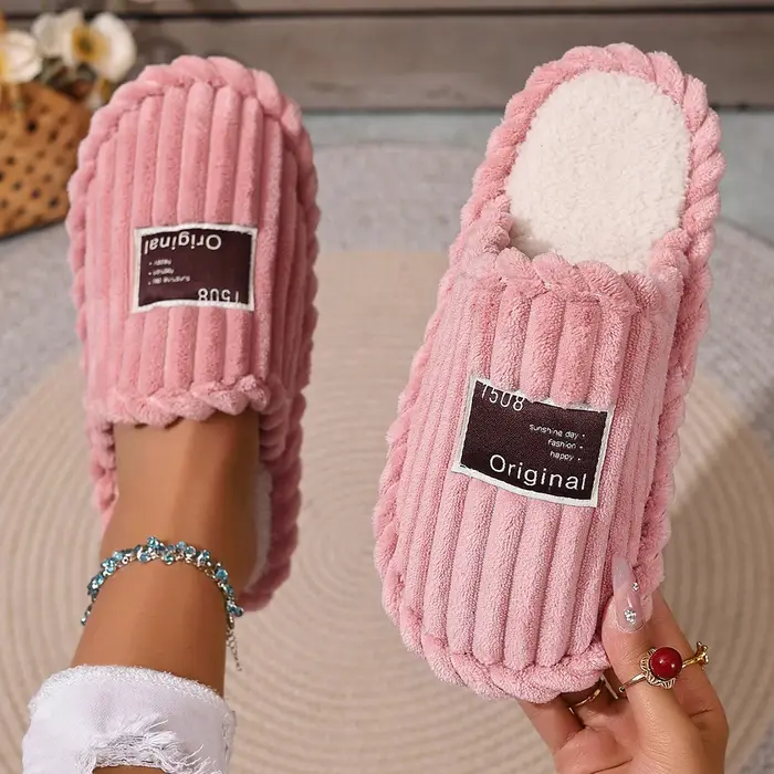 Pantoufles d'hiver pour femmes