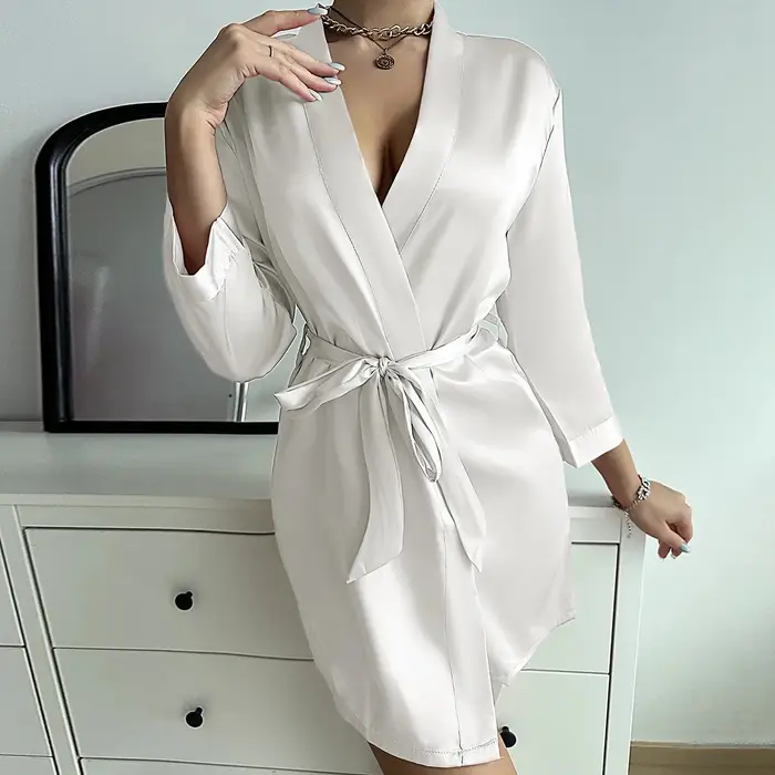 Pyjamas femmes été dames européennes et américaines à lacets peignoir sexy robe de matin robe de mai