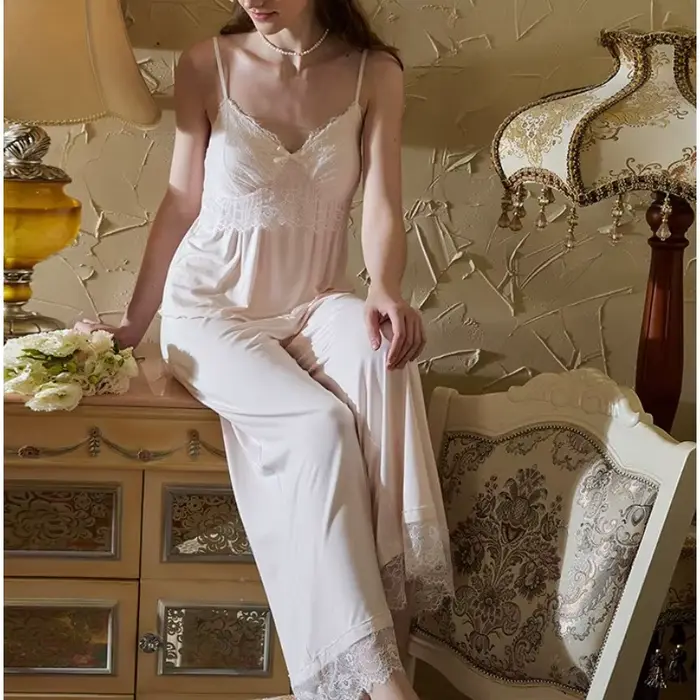 Pyjama sexy en modal pour femme