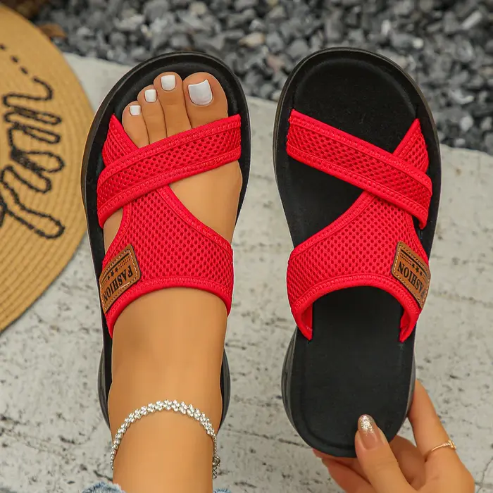 Femmes pantoufles plates été vêtements de plein air sandales fond souple chaussures légères