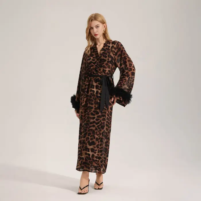 Robe de chambre à manches longues imprimé léopard en fil perlé