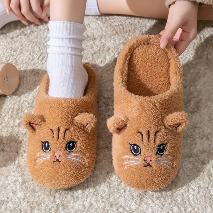 Pantoufles en peluche pour femmes, Design de chat mignon, automne et hiver, sol intérieur, antidérap