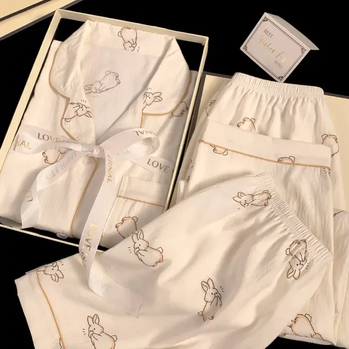 Ensemble de pyjama trois pièces pour femmes pour le printemps et l'été