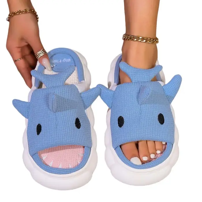 Pantoufles de requins nuageux, pantoufles en peluche de requin, mocassins à bout ouvert, chaussures 