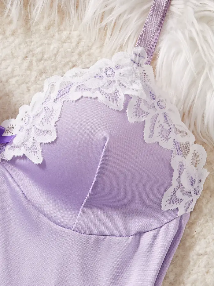 Chemise de nuit violet clair pour femmes