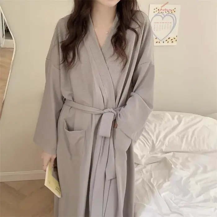 Robe de chambre luxueuse en tissu gaufré : Nouvelle