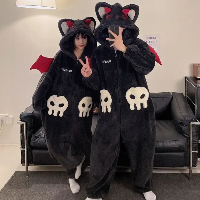 Dessin animé diable pyjamas Couples femmes hommes Onesie vêtements de nuit hiver épaissir à capuche