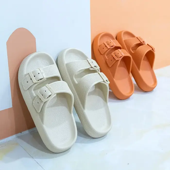 Nouvelles pantoufles pour femmes fond épais anti-dérapant maison sandales d'extérieur confortable EVA matériel couleur