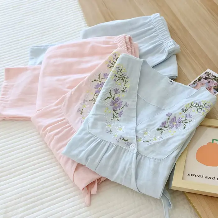 Pyjama en gaze de coton pour femmes