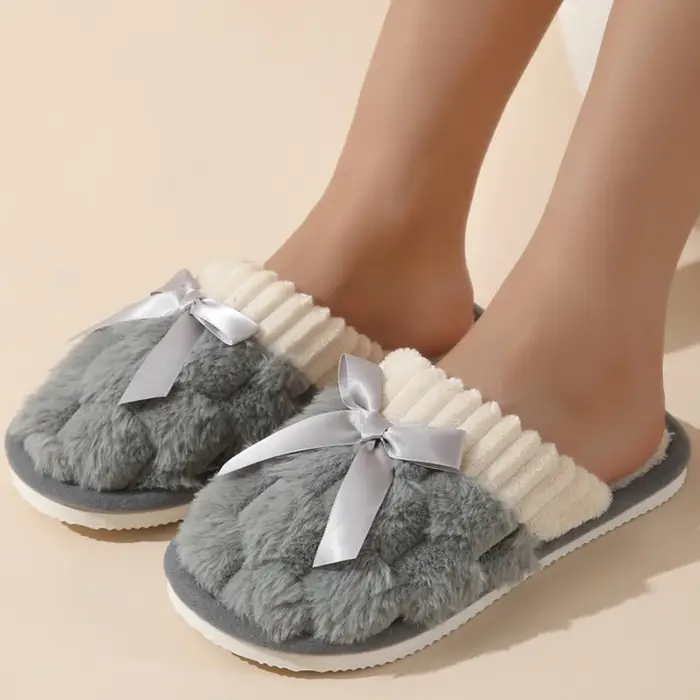 Pantoufles chaudes d'hiver pour femmes