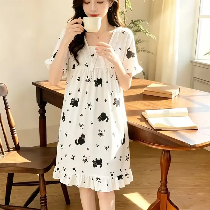 Chemise de nuit pour femme à manches courtes, motif dessin animé, style décontracté et doux, en soie de lait