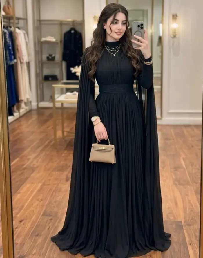 Robe de soirée musulmane en mousseline noire, style caftan turc, avec cape à manches longues et col 