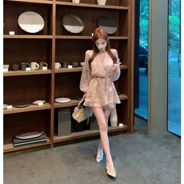 Robe florale en mousseline de soie à manches longues pour femmes