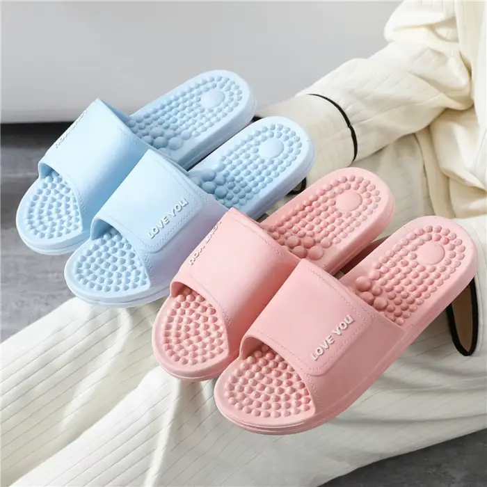 Chaussons de massage doux et tendance
