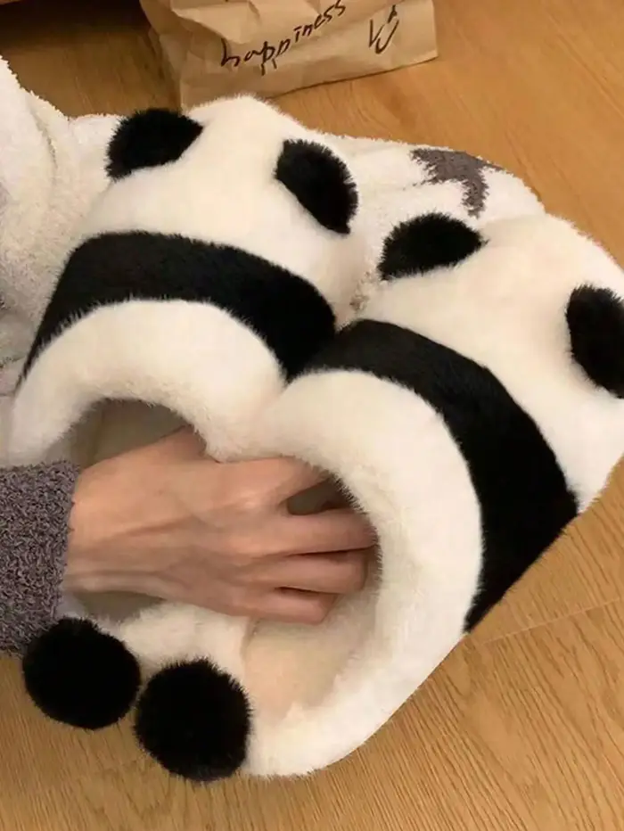 Pantoufles Panda Mignonnes et Tendance, Chaussons de Maison Chauds et Confortables pour Femmes, Modè