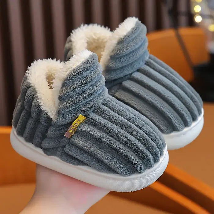 Chaussons d'hiver chauds en coton pour garçons et filles, pantoufles en coton à bout fermé pour adultes et enfants, claquettes à semelle épaisse et souple, chaussures antidérapantes pour hommes et fem