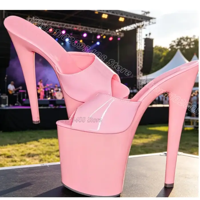 Chaussons roses à plateforme de 20 cm