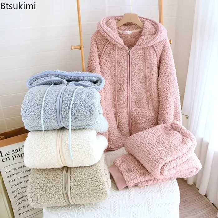 2026 agneau polaire Couple pyjama ensembles doux chaud fermeture éclair hauts à capuche pantalons vêtements de nuit