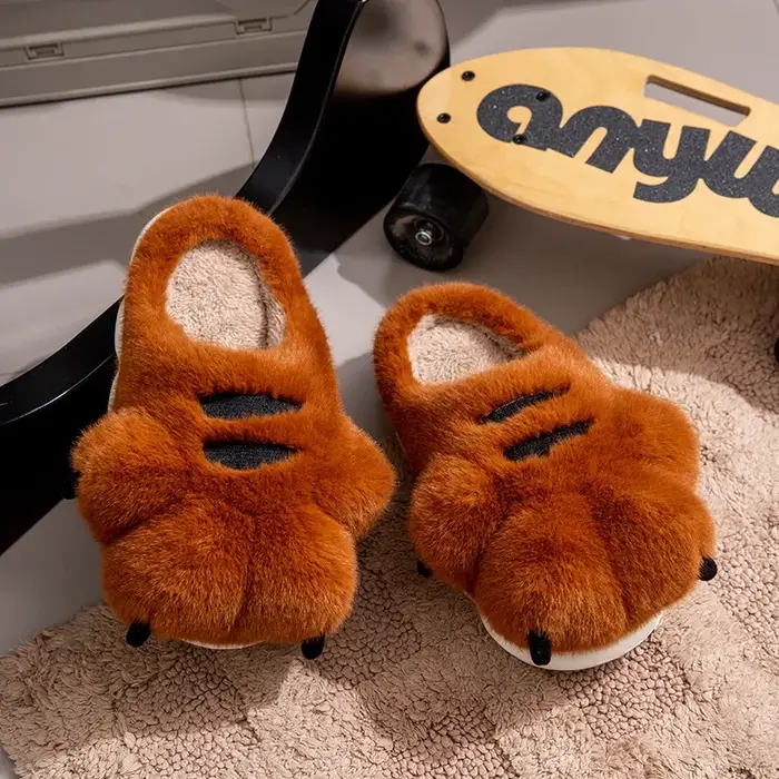 Pantoufles moelleuses de dessin animé mignon pour femmes et hommes