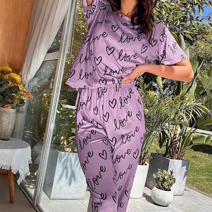 Pyjama rose foncé pour femmes
