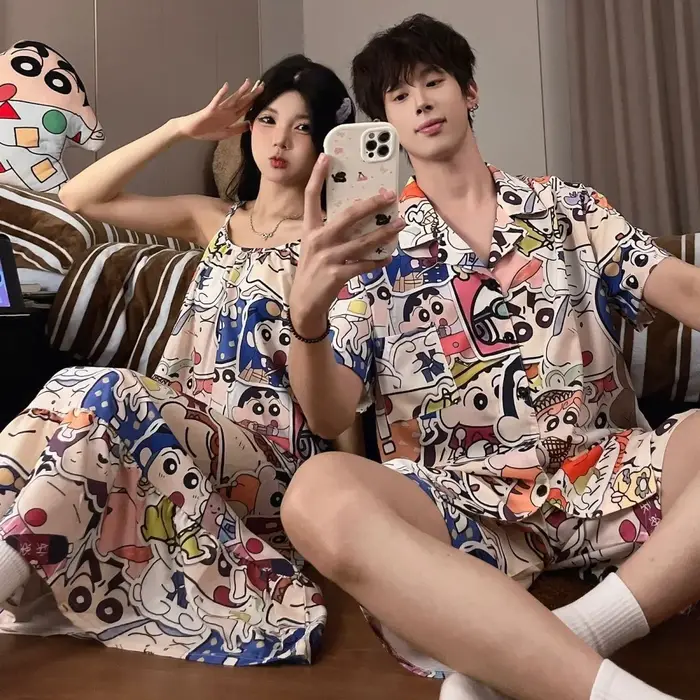 Pyjamas pour amoureux, motif dessin animé original et mignon, style ample et confortable, vêtements d'intérieur légers pour l'été.