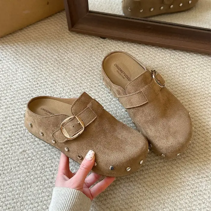 Chaussures pantoufles en fausse fourrure pour femmes