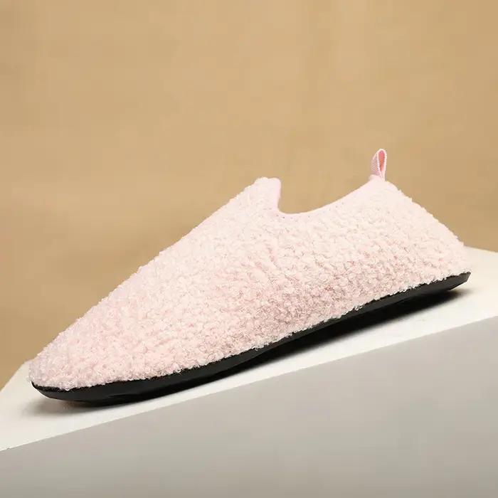 ELUVA pantoufles d'hiver antidérapantes pour hommes et femmes thermiques en plein air intérieur chaud en peluche