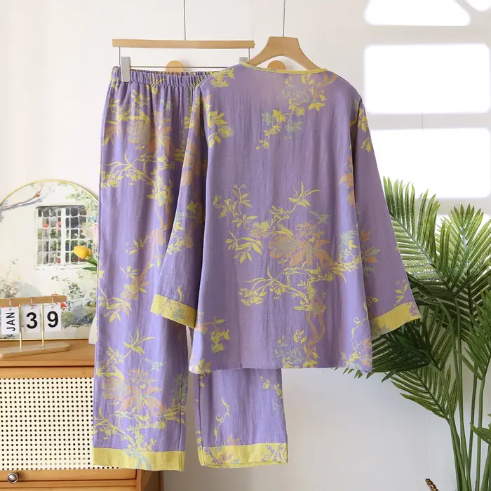 Pyjama long en coton tissé pour femmes