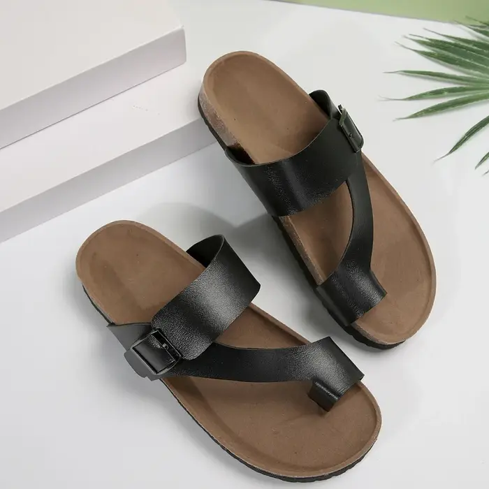 Chaussons pour femmes 2025 nouveau automne pantoufles de plage compensées sandales de mode chaussures de plein air