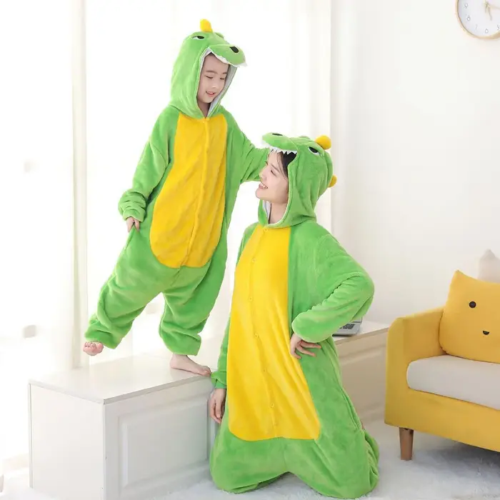 Pyjama Kigurumi en forme de dinosaure vert, combinaison de dessin animé, pyjama licorne, combinaisons pour femmes et hommes, pyjamas animaux, combinaisons de Noël et d'Halloween, pantoufles de cosplay