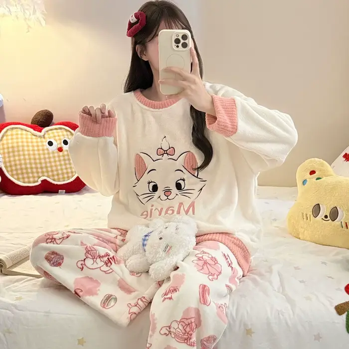 Nouveau Marie chat pyjama ensembles pour femmes chaud en peluche hiver pyjamas Homewear épais corail polaire mignon doux Anime périphérie