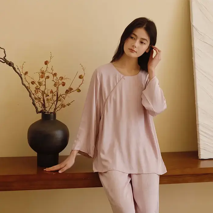 2025 Satin couleur unie Jacquard Antique pull pyjama ensemble femmes à manches longues pantalon col rond vêtements de détente Viscose pyjamas
