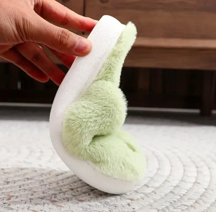 Pantoufles de noël en peluche pour femmes