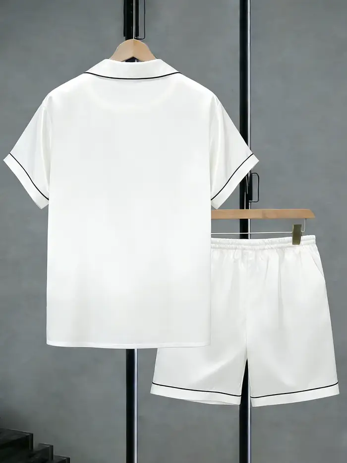 Ensemble pyjama d'été en satin pour homme – Haut boutonné à manches courtes et short – Vêtements de nuit et de détente soyeux pour un confort estival