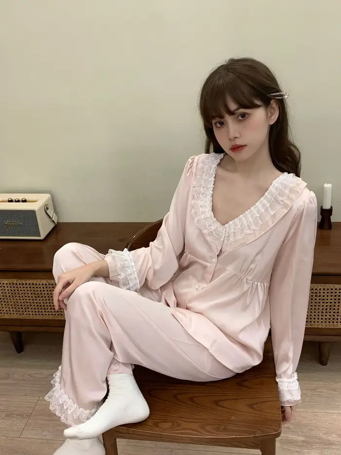 Ensemble pyjama trois pièces pour femmes