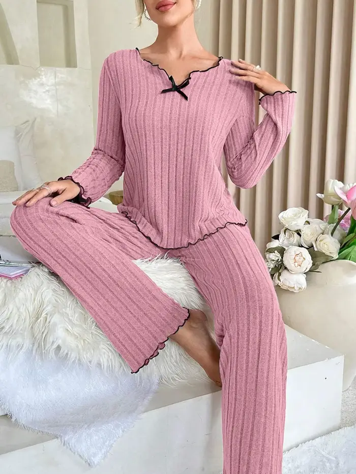 Flanelle vêtements de nuit chauds femmes pyjama décontracté ensemble à manches longues T-shirt haut et pantalon