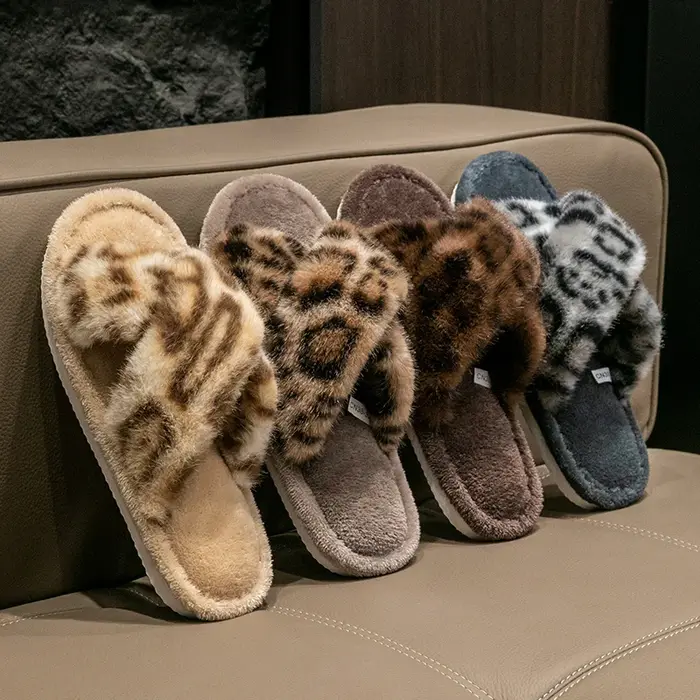 Pantoufles coulissantes à imprimé léopard pour hommes – Chaussures de maison respirantes à bout ouvert avec semelle