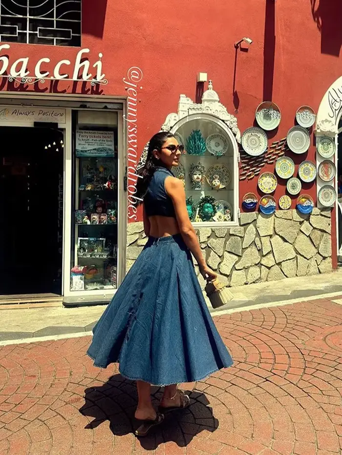Robe en jean sans manches pour femmes